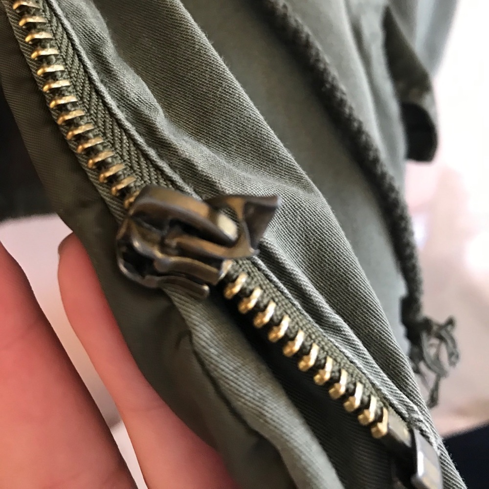 Green jacket - Picture 3 of 4